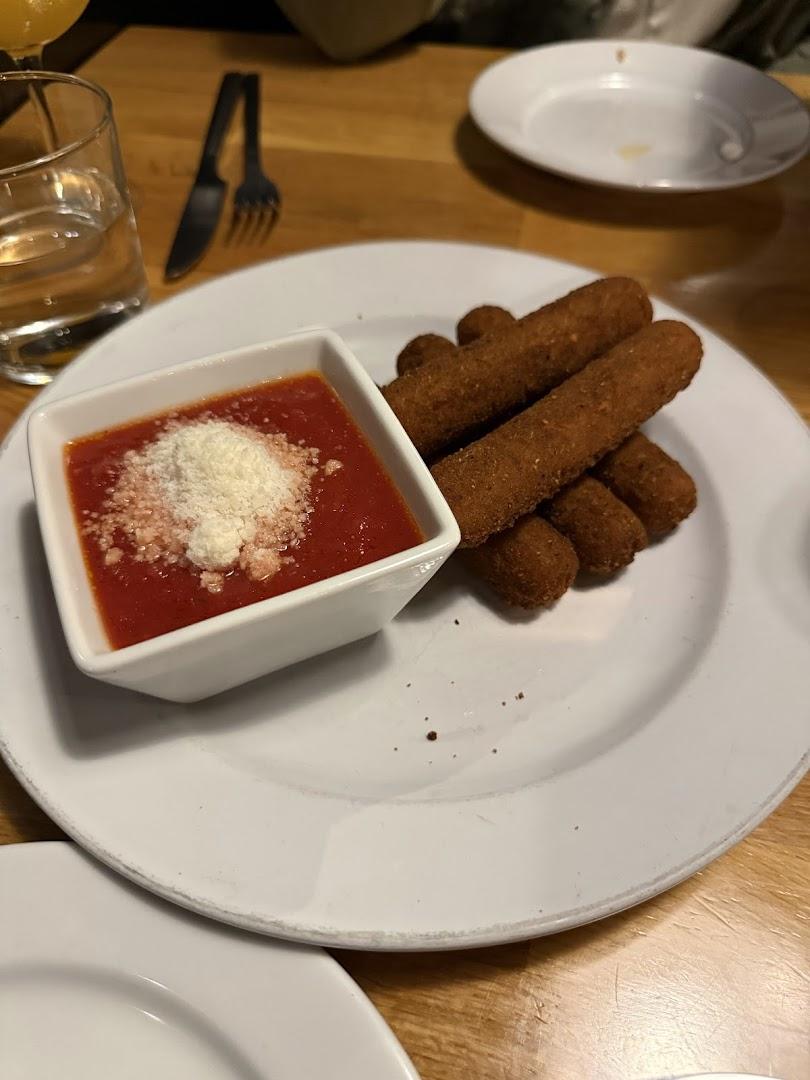 Emmy Squared Pizza: Queen Village Cheesy Garlic Sticks