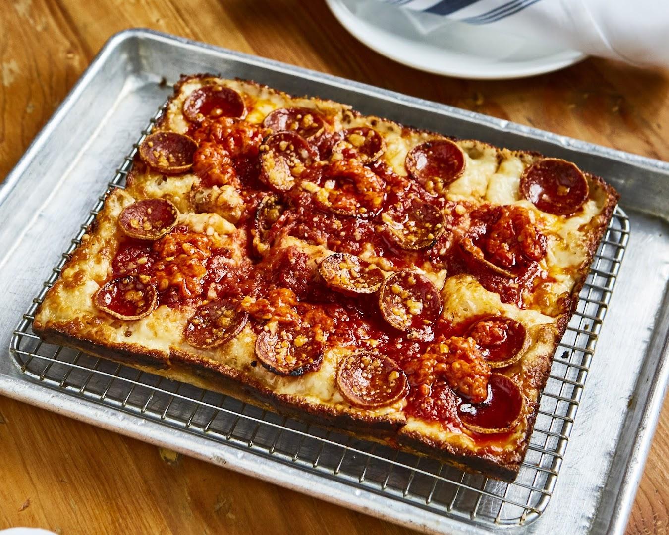 Emmy Squared Pizza: Queen Village Menu image 4